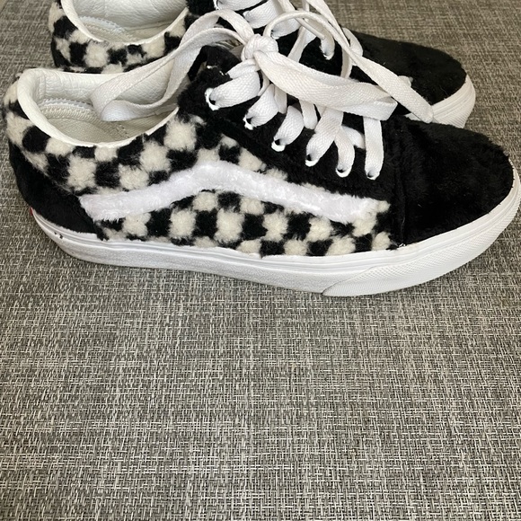 Worn once. Like new! Vans Old Skool "Sherpa Checkerboard" sneakers - Picture 3 of 7